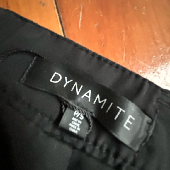 Mini skirt, flower pattern - Picture 2 of 2